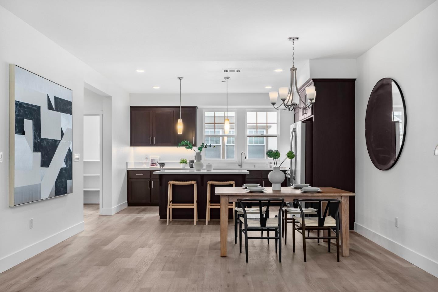 Detail Gallery Image 6 of 30 For 1038 Barberry Ter, Sunnyvale,  CA 94086 - 4 Beds | 3/1 Baths