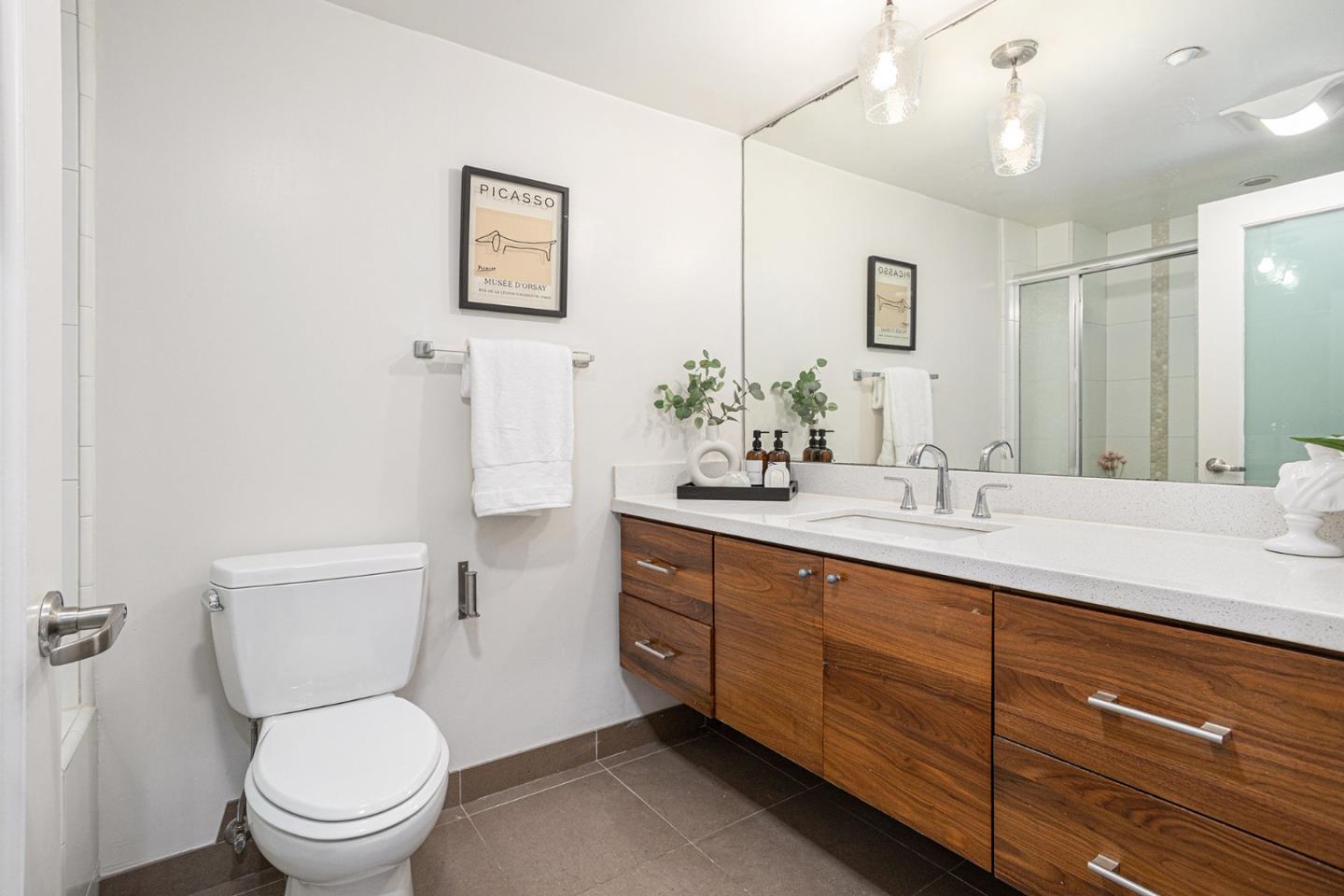 Detail Gallery Image 15 of 19 For 1158 Sutter St #UNIT 2,  San Francisco,  CA 94109 - 2 Beds | 2 Baths