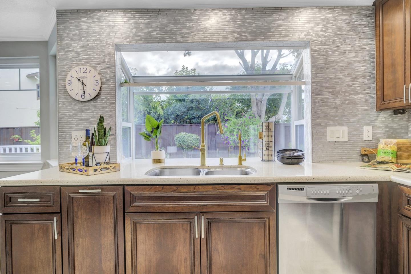 Detail Gallery Image 17 of 63 For 3480 Oriole Pl, Fremont,  CA 94555 - 4 Beds | 3 Baths