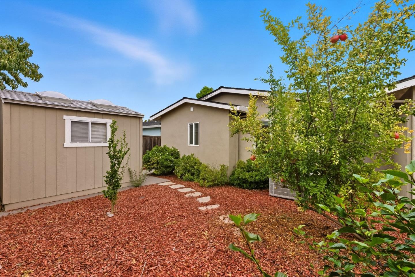 Detail Gallery Image 30 of 34 For 3155 Franela Dr, San Jose,  CA 95124 - 4 Beds | 2 Baths