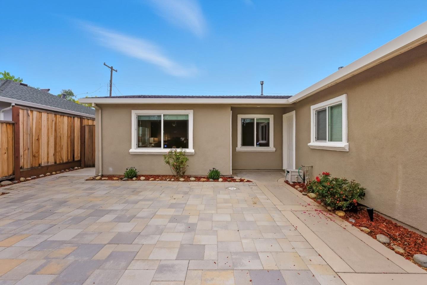 Detail Gallery Image 5 of 34 For 3155 Franela Dr, San Jose,  CA 95124 - 4 Beds | 2 Baths