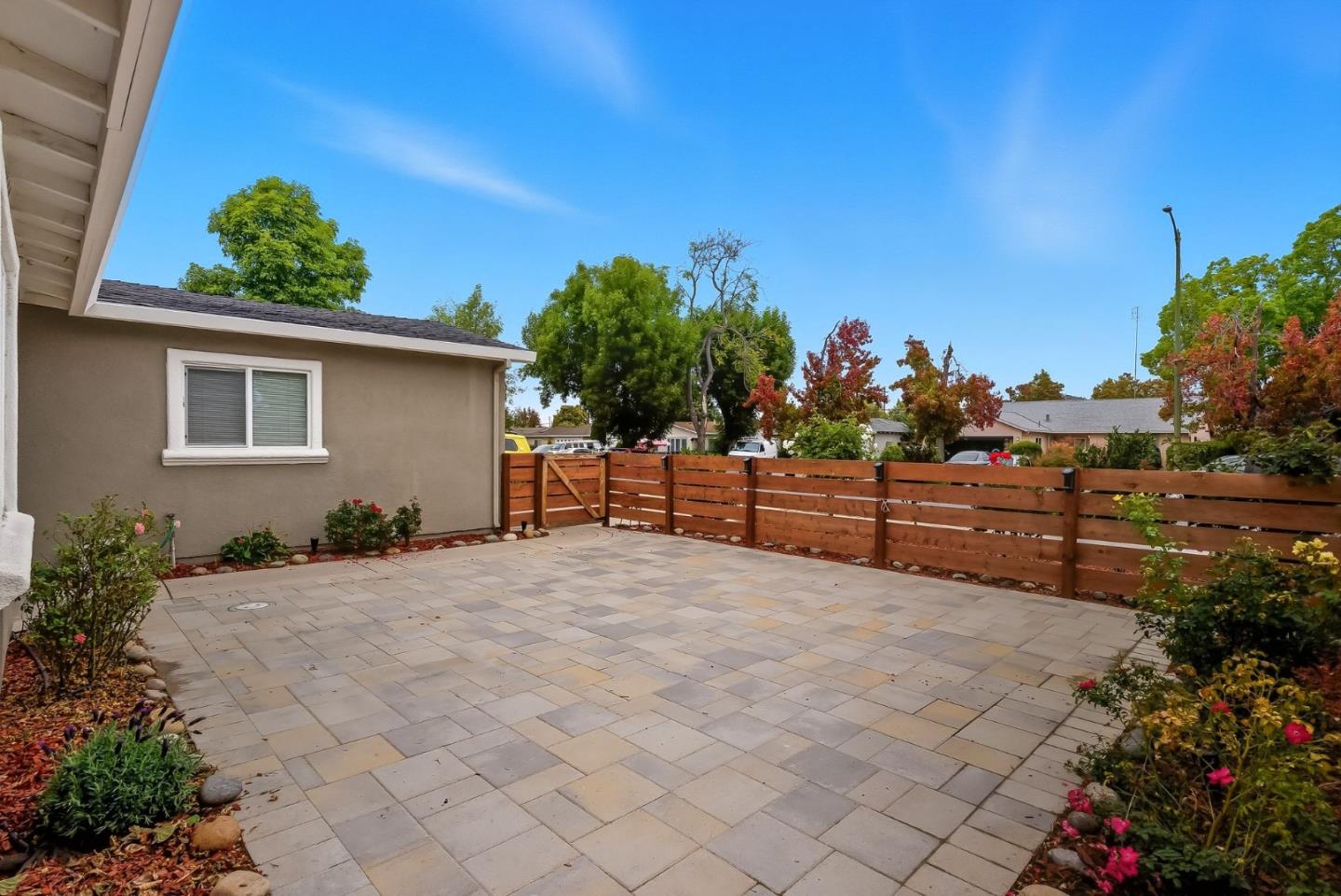 Detail Gallery Image 6 of 34 For 3155 Franela Dr, San Jose,  CA 95124 - 4 Beds | 2 Baths