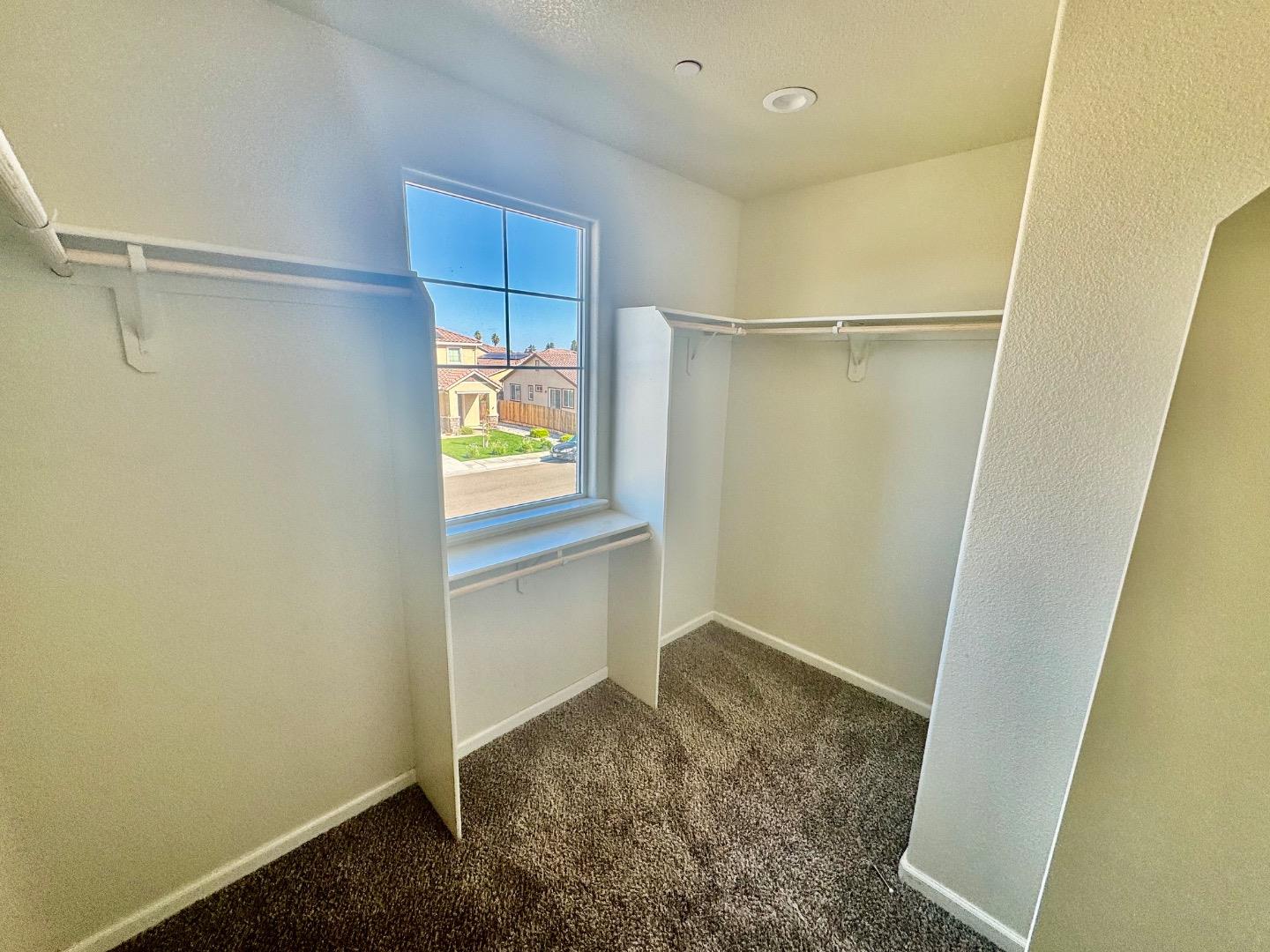 Detail Gallery Image 19 of 25 For 663 Pinelli Dr, Los Banos,  CA 93635 - 4 Beds | 2/1 Baths