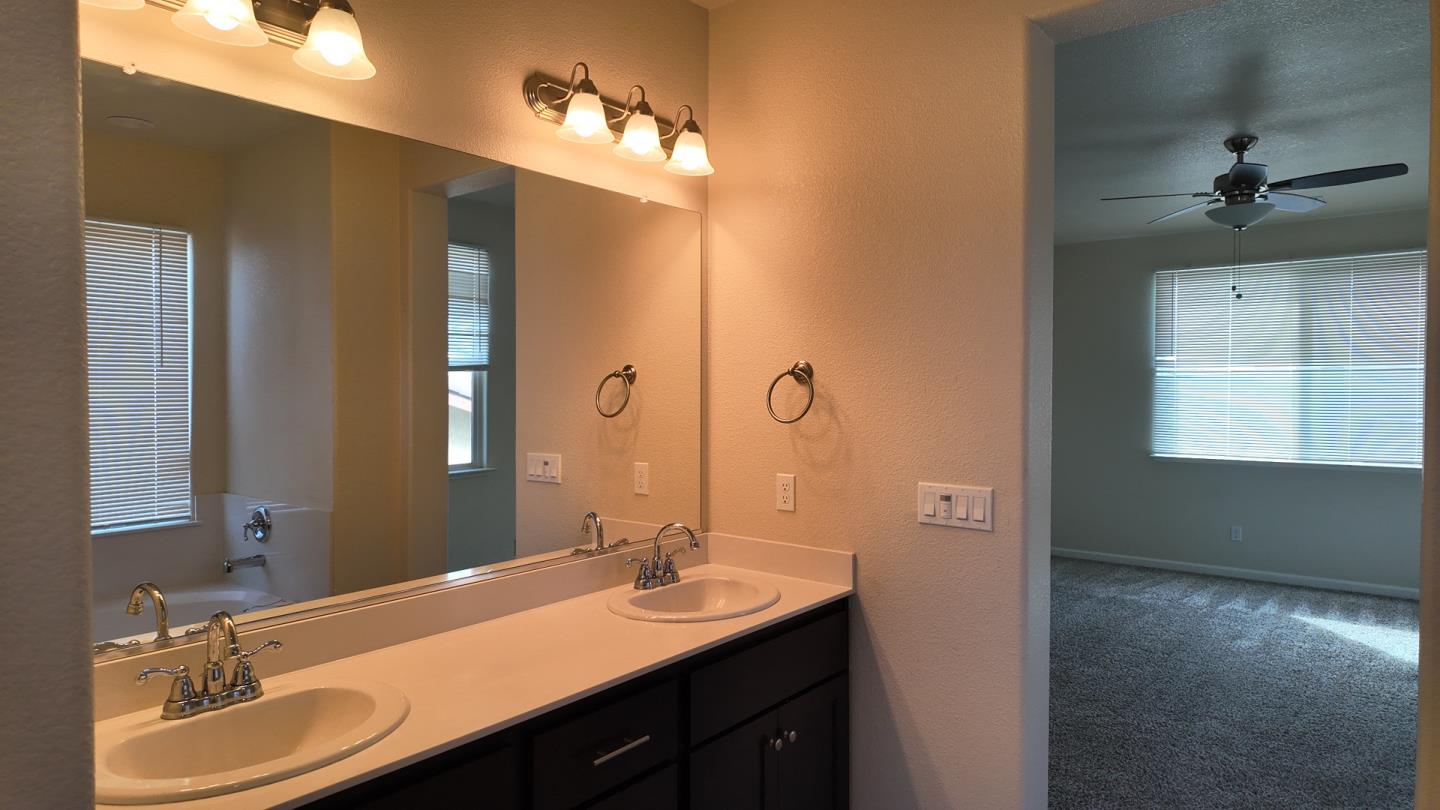 Detail Gallery Image 20 of 25 For 663 Pinelli Dr, Los Banos,  CA 93635 - 4 Beds | 2/1 Baths