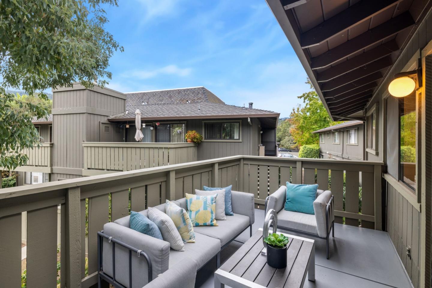 Detail Gallery Image 29 of 37 For 14355 Saratoga Ave #B,  Saratoga,  CA 95070 - 3 Beds | 2 Baths