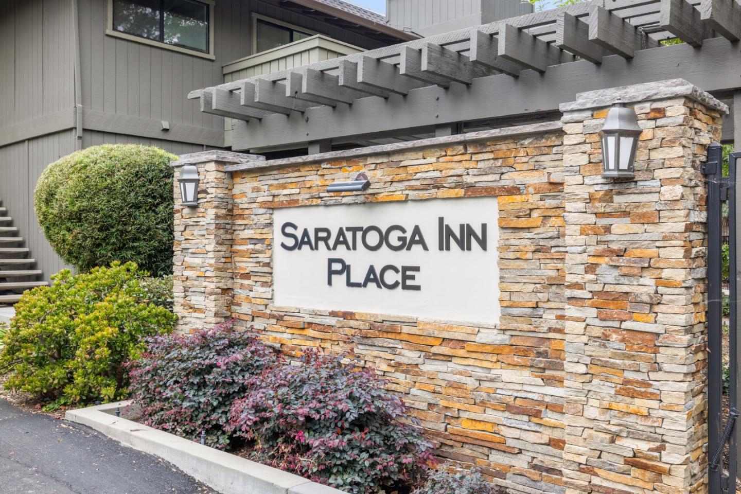 Detail Gallery Image 36 of 37 For 14355 Saratoga Ave #B,  Saratoga,  CA 95070 - 3 Beds | 2 Baths