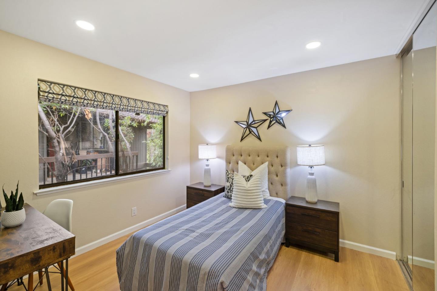 Detail Gallery Image 4 of 37 For 14355 Saratoga Ave #B,  Saratoga,  CA 95070 - 3 Beds | 2 Baths