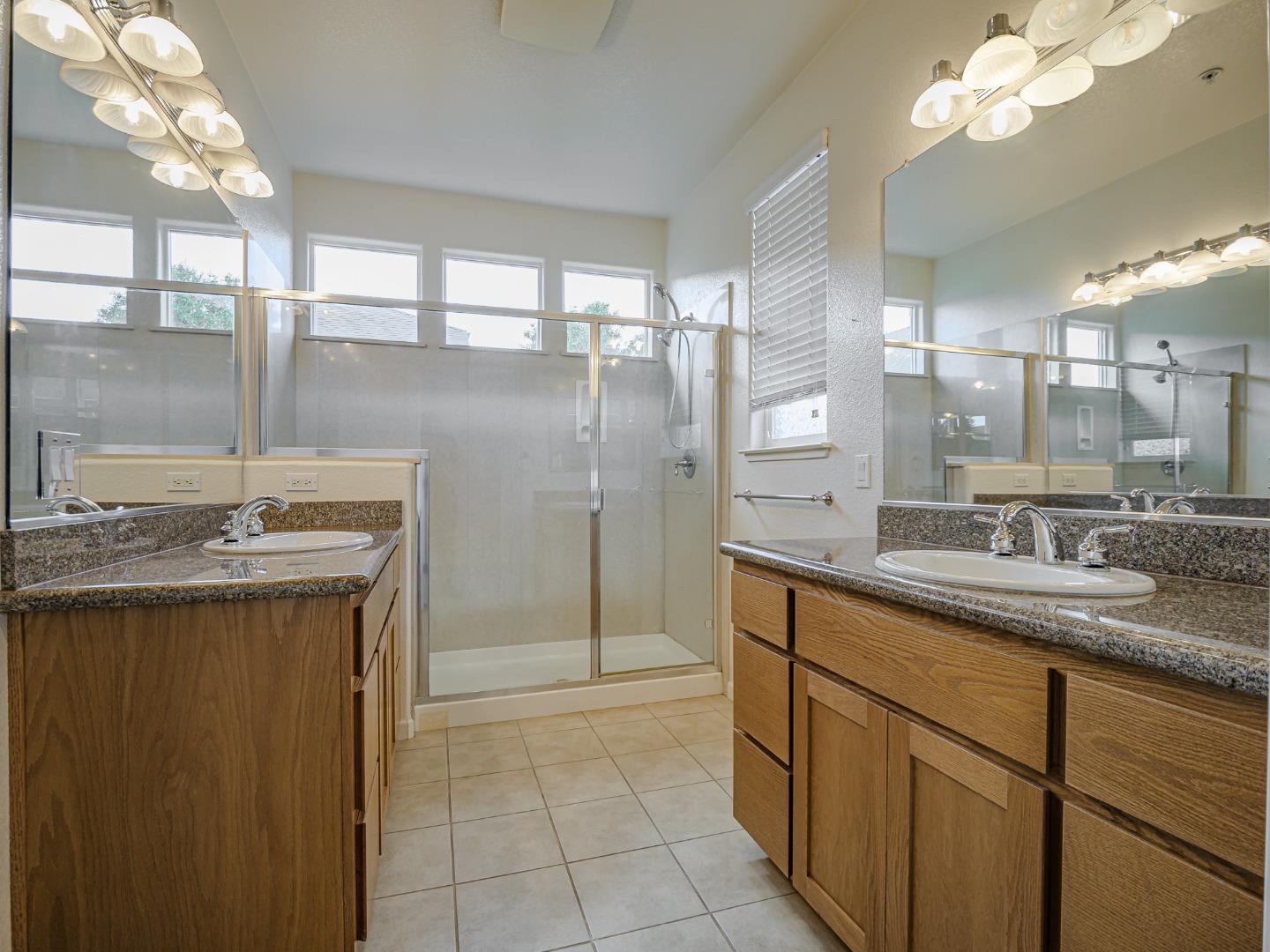 Detail Gallery Image 20 of 38 For 443 Vivienne Dr, Watsonville,  CA 95076 - 3 Beds | 2 Baths