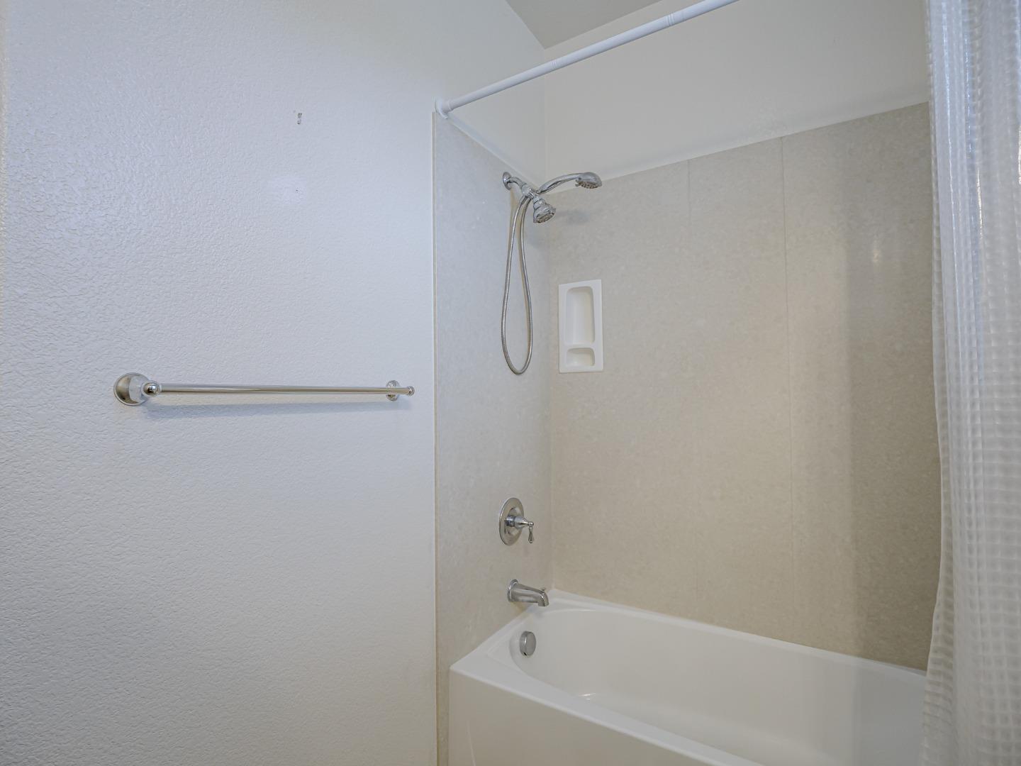 Detail Gallery Image 30 of 38 For 443 Vivienne Dr, Watsonville,  CA 95076 - 3 Beds | 2 Baths