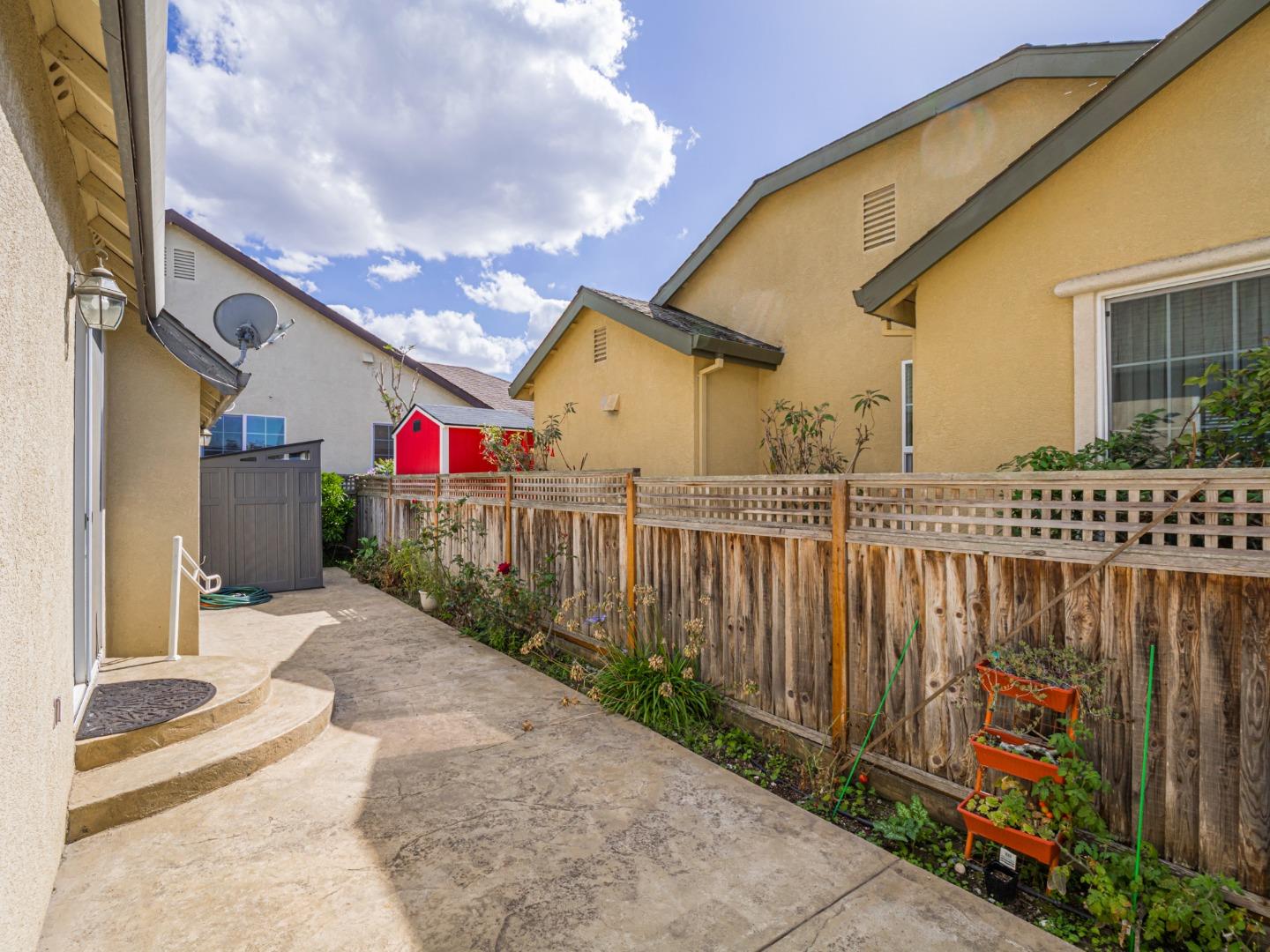 Detail Gallery Image 37 of 38 For 443 Vivienne Dr, Watsonville,  CA 95076 - 3 Beds | 2 Baths