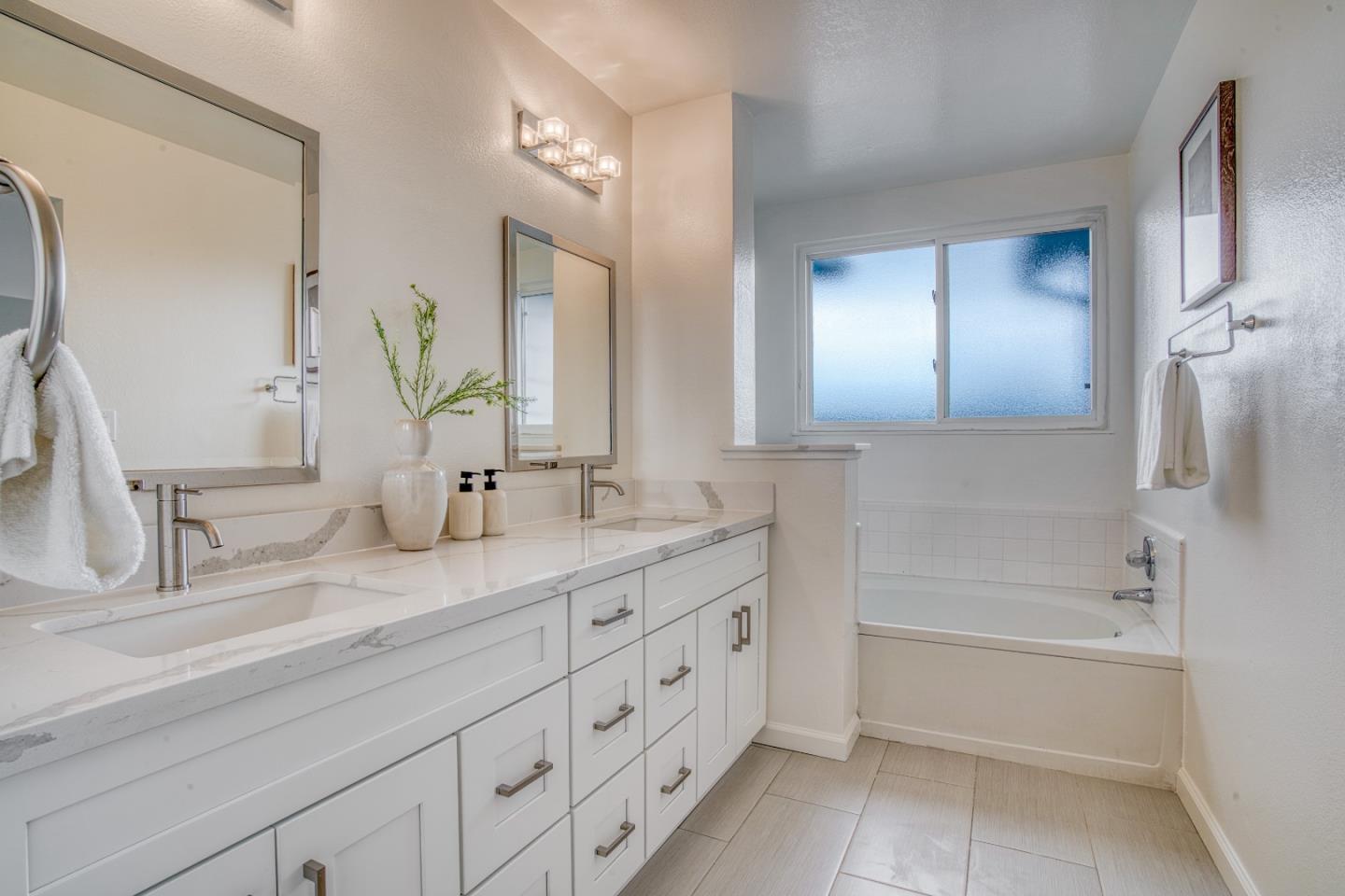 Detail Gallery Image 22 of 40 For 34768 Swain Cmn, Fremont,  CA 94555 - 3 Beds | 2/1 Baths