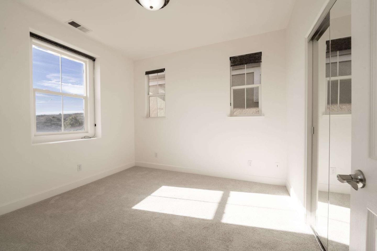 Detail Gallery Image 28 of 32 For 3048 Mary Helen Ln, San Jose,  CA 95136 - 4 Beds | 3/1 Baths