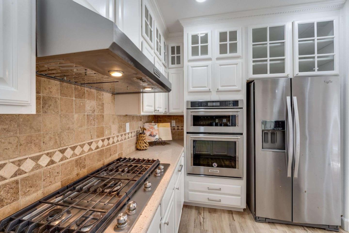 Detail Gallery Image 9 of 32 For 3048 Mary Helen Ln, San Jose,  CA 95136 - 4 Beds | 3/1 Baths