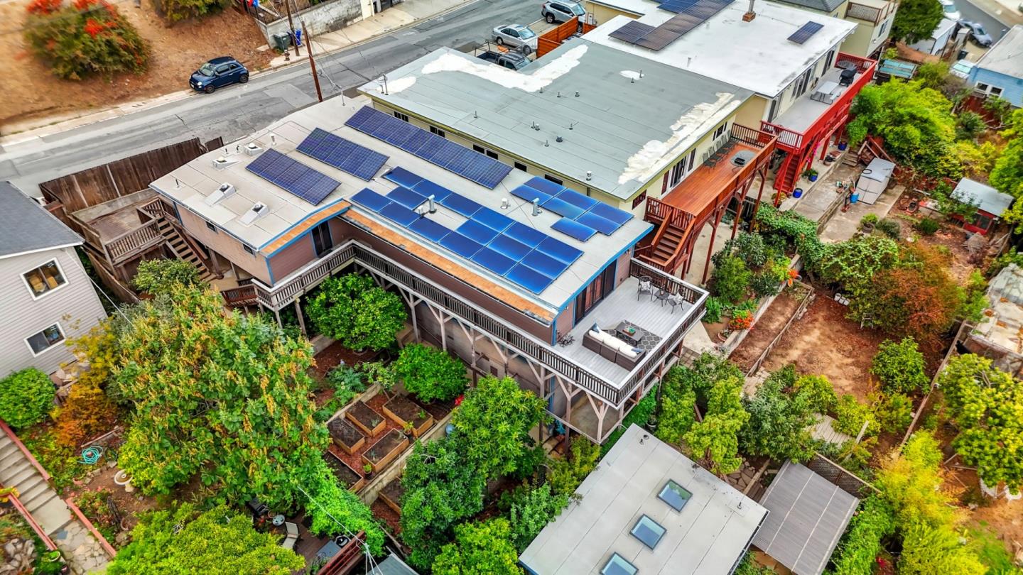 Detail Gallery Image 29 of 36 For 245 Sierra Point Rd, Brisbane,  CA 94005 - 4 Beds | 4 Baths