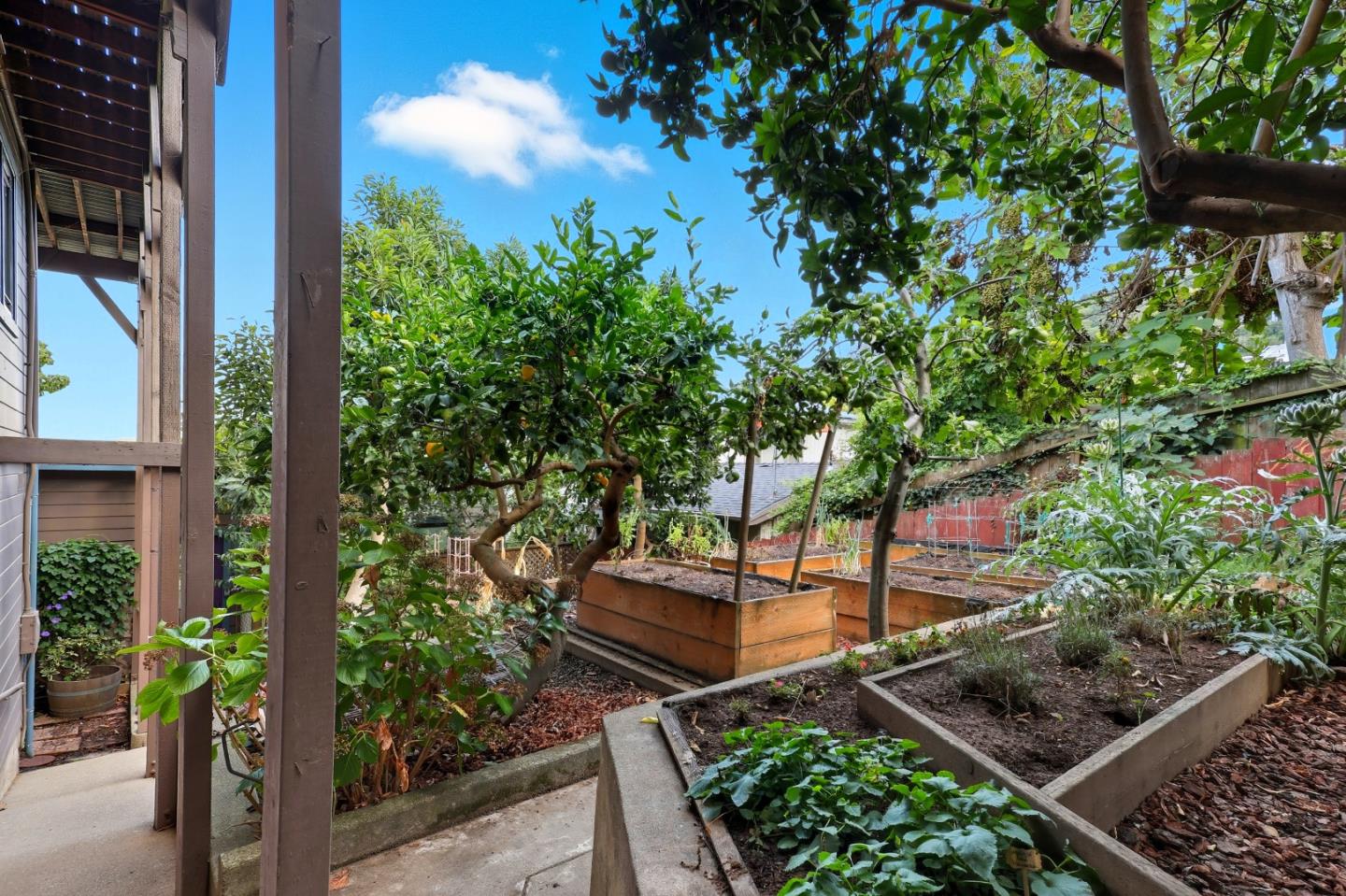 Detail Gallery Image 31 of 36 For 245 Sierra Point Rd, Brisbane,  CA 94005 - 4 Beds | 4 Baths