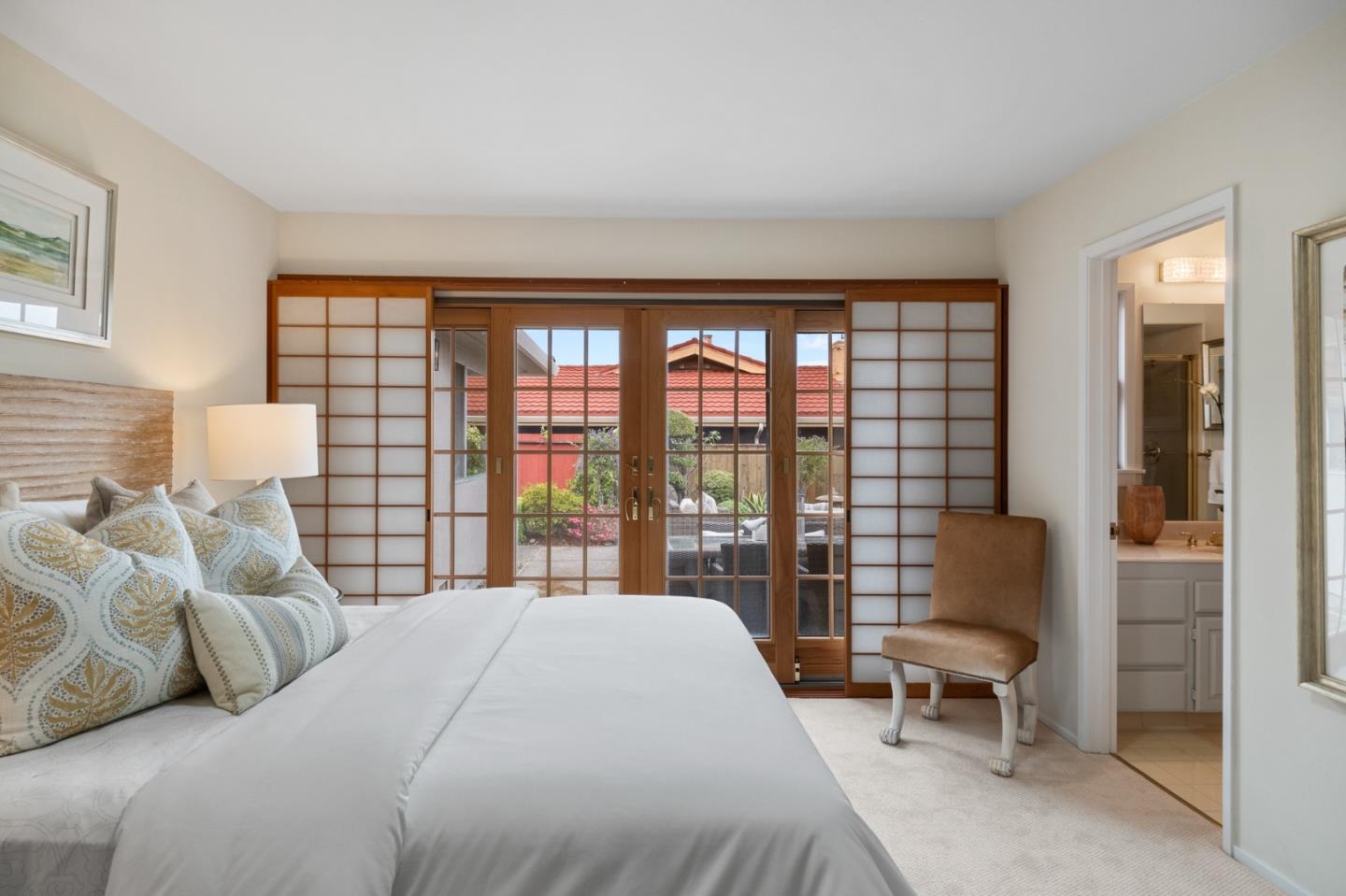 Detail Gallery Image 38 of 93 For 2700 Mariposa Dr, Burlingame,  CA 94010 - 4 Beds | 3/1 Baths