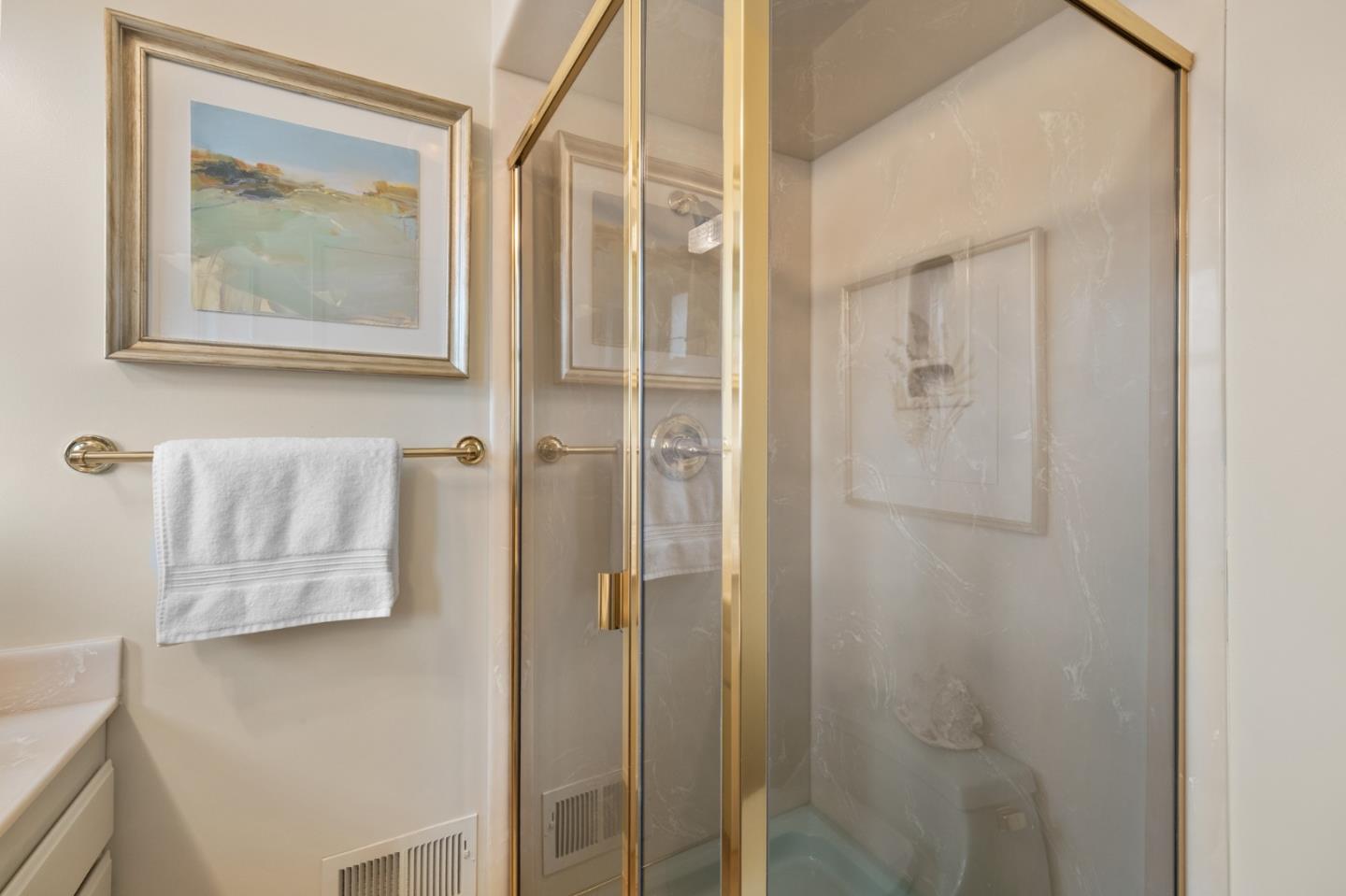 Detail Gallery Image 41 of 93 For 2700 Mariposa Dr, Burlingame,  CA 94010 - 4 Beds | 3/1 Baths