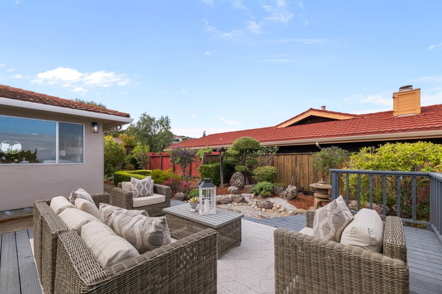 Detail Gallery Image 59 of 93 For 2700 Mariposa Dr, Burlingame,  CA 94010 - 4 Beds | 3/1 Baths