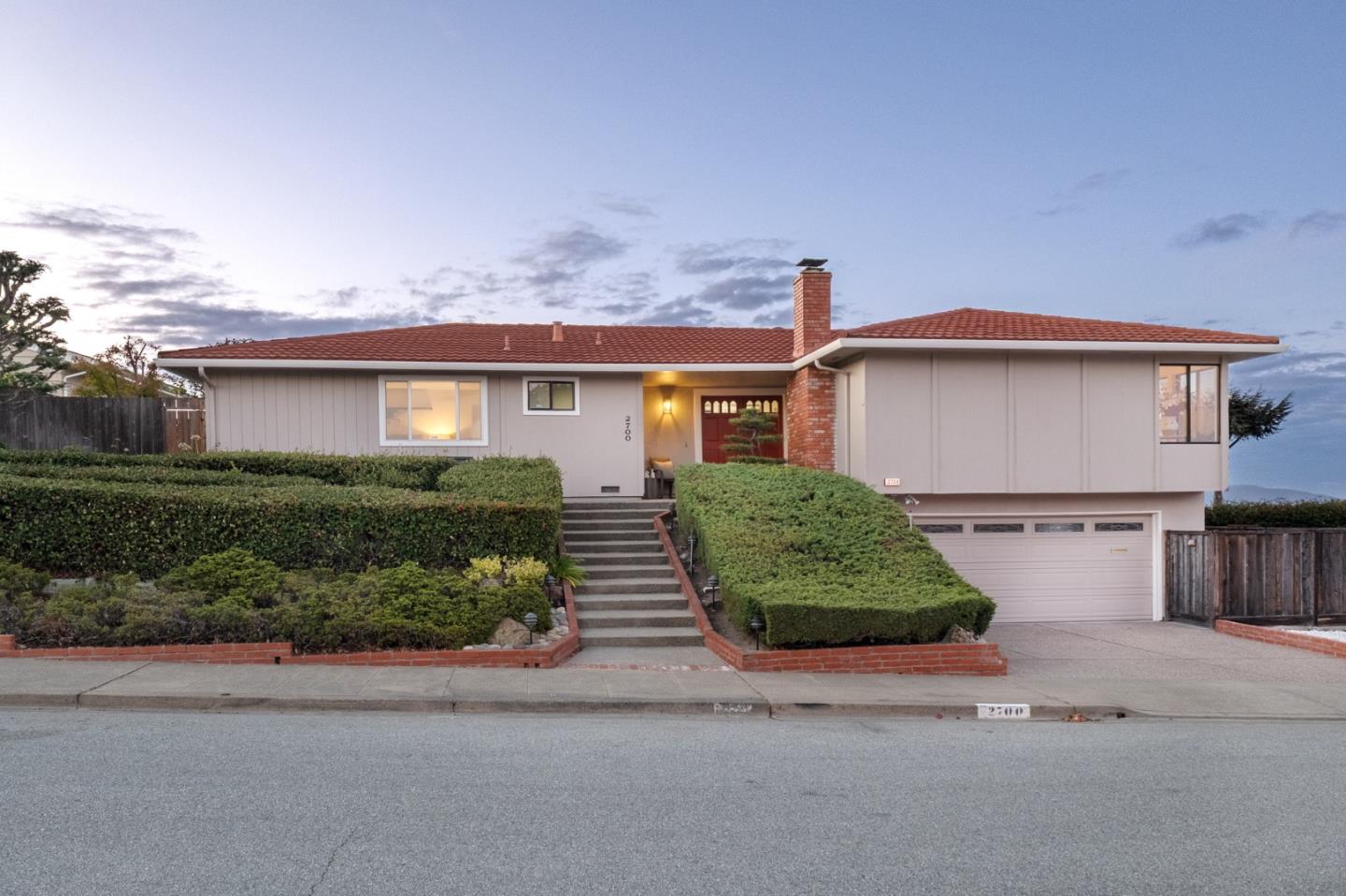 Detail Gallery Image 78 of 93 For 2700 Mariposa Dr, Burlingame,  CA 94010 - 4 Beds | 3/1 Baths