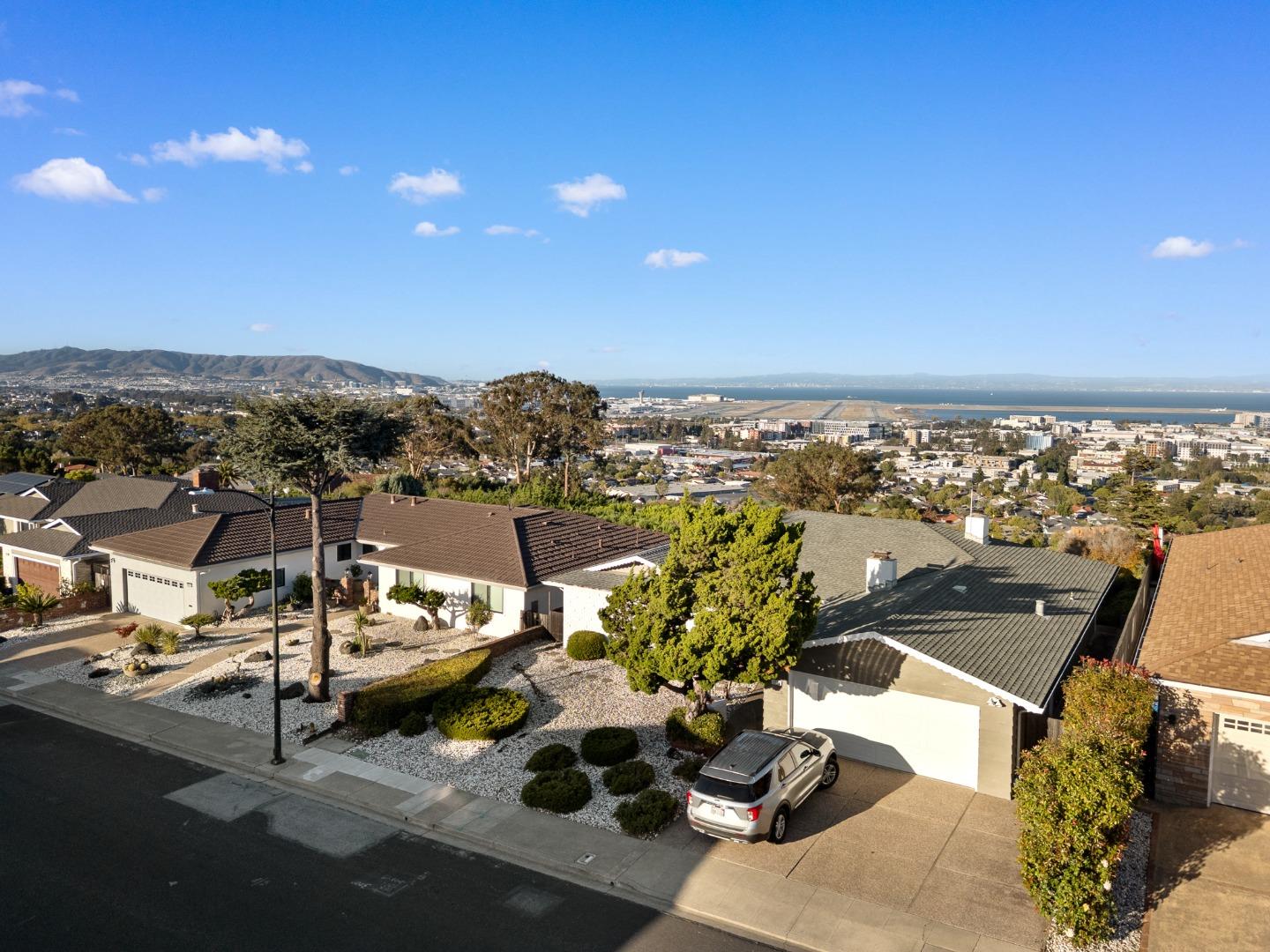 Detail Gallery Image 91 of 93 For 2700 Mariposa Dr, Burlingame,  CA 94010 - 4 Beds | 3/1 Baths