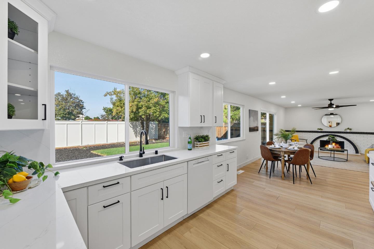 Detail Gallery Image 14 of 50 For 180 Park Sharon Dr, San Jose,  CA 95136 - 5 Beds | 3 Baths