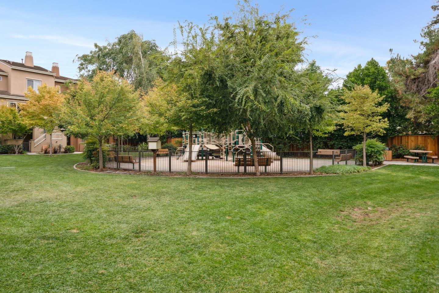 Detail Gallery Image 41 of 41 For 3 Muller Pl, San Jose,  CA 95126 - 2 Beds | 2/1 Baths