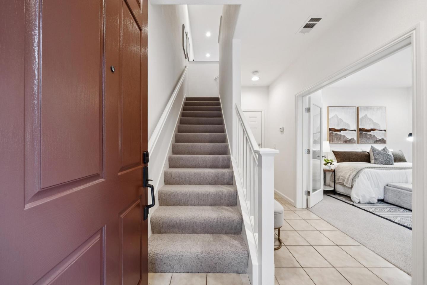 Detail Gallery Image 5 of 41 For 3 Muller Pl, San Jose,  CA 95126 - 2 Beds | 2/1 Baths