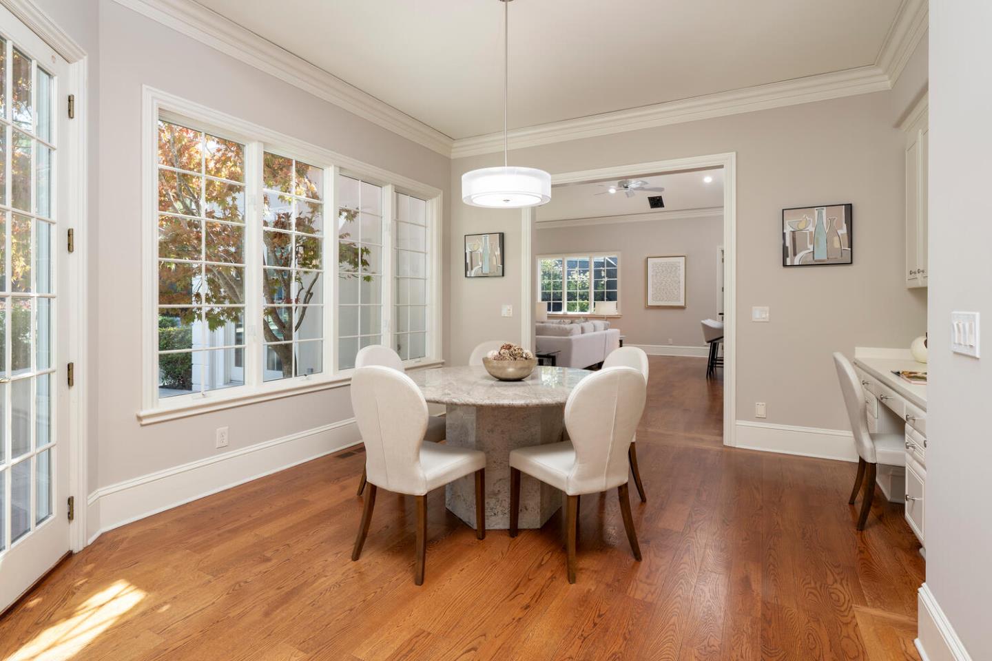 Detail Gallery Image 36 of 103 For 1111 Tournament Dr, Hillsborough,  CA 94010 - 5 Beds | 6/1 Baths