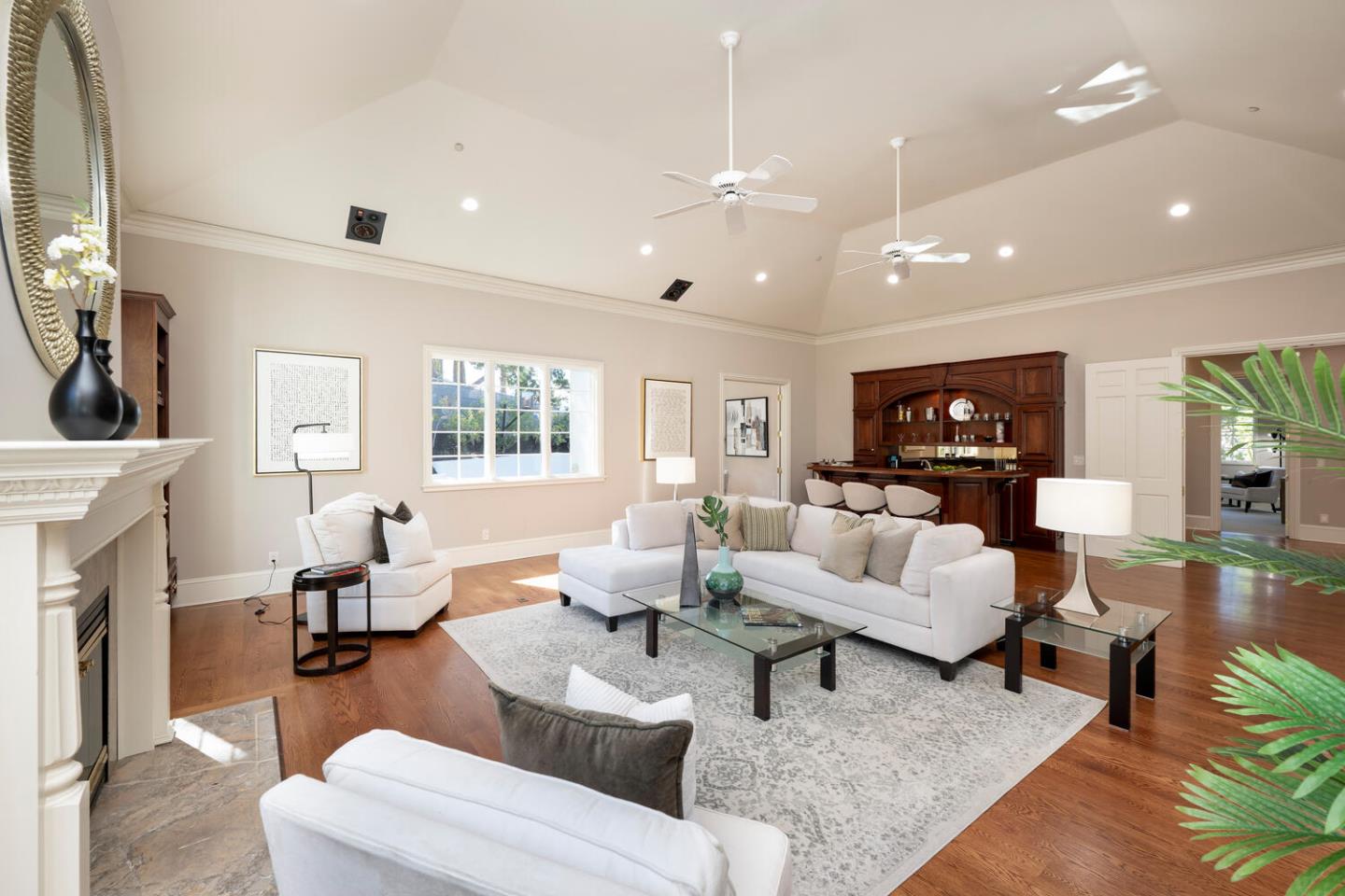 Detail Gallery Image 40 of 103 For 1111 Tournament Dr, Hillsborough,  CA 94010 - 5 Beds | 6/1 Baths