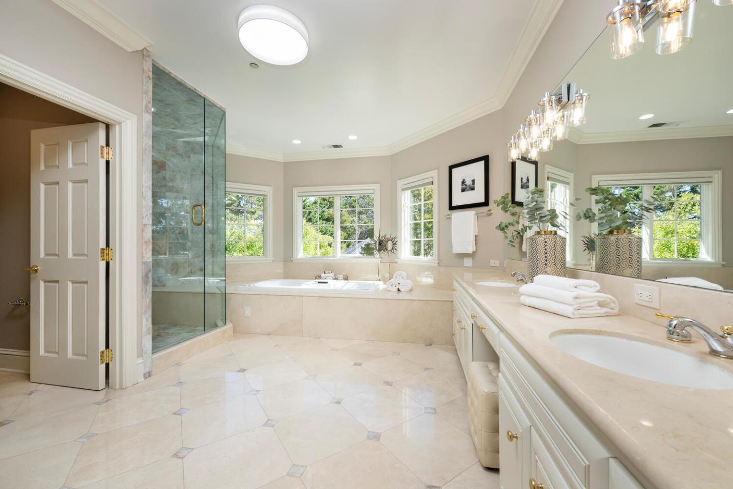 Detail Gallery Image 57 of 103 For 1111 Tournament Dr, Hillsborough,  CA 94010 - 5 Beds | 6/1 Baths