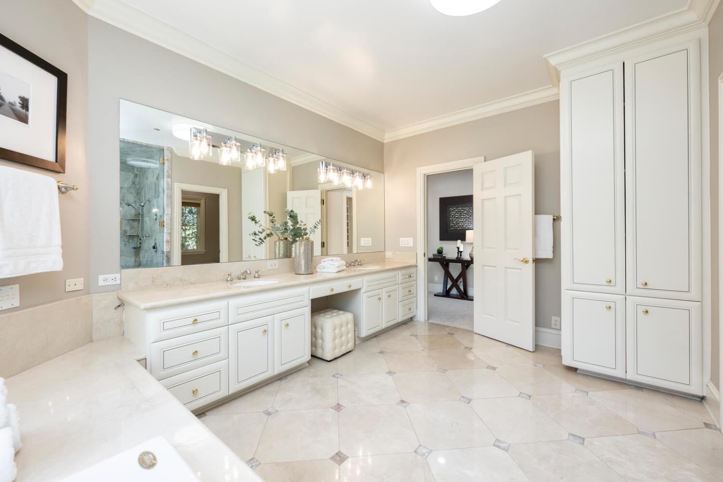 Detail Gallery Image 59 of 103 For 1111 Tournament Dr, Hillsborough,  CA 94010 - 5 Beds | 6/1 Baths