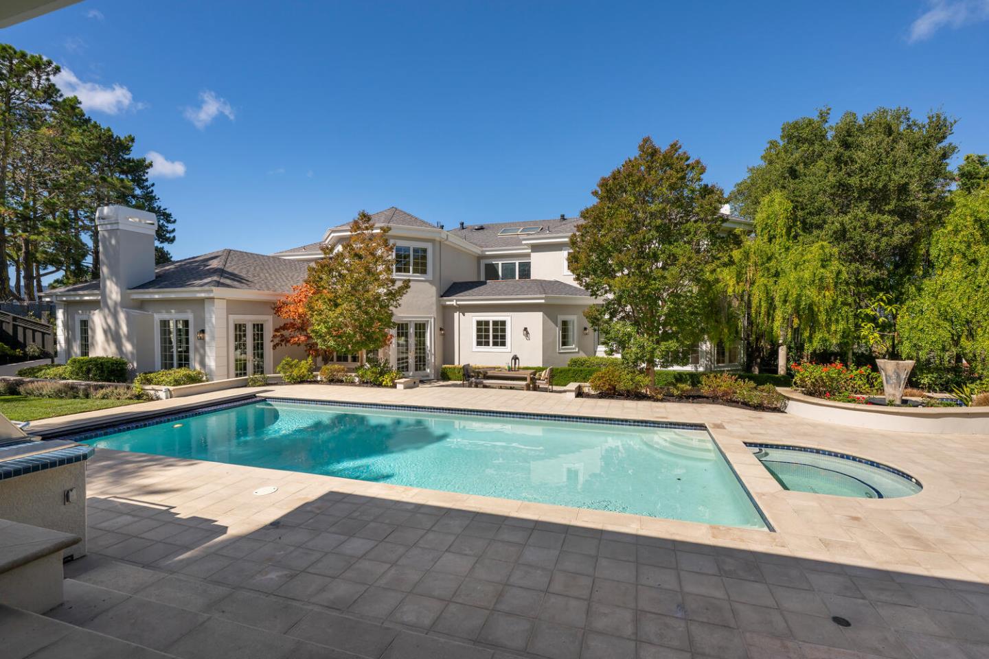 Detail Gallery Image 75 of 103 For 1111 Tournament Dr, Hillsborough,  CA 94010 - 5 Beds | 6/1 Baths