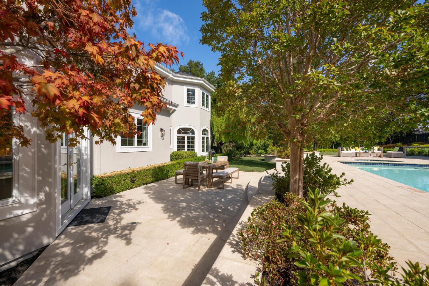 Detail Gallery Image 83 of 103 For 1111 Tournament Dr, Hillsborough,  CA 94010 - 5 Beds | 6/1 Baths