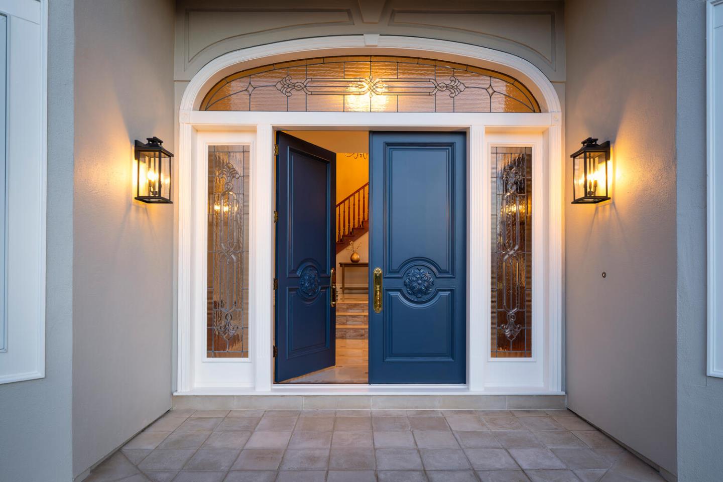 Detail Gallery Image 9 of 103 For 1111 Tournament Dr, Hillsborough,  CA 94010 - 5 Beds | 6/1 Baths