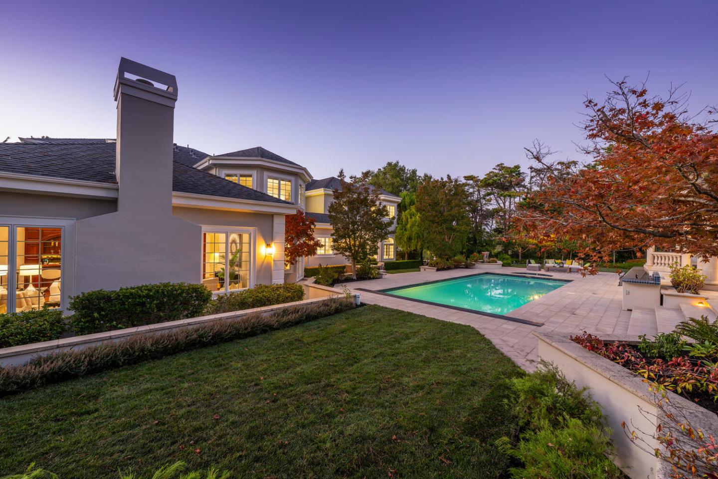 Detail Gallery Image 94 of 103 For 1111 Tournament Dr, Hillsborough,  CA 94010 - 5 Beds | 6/1 Baths