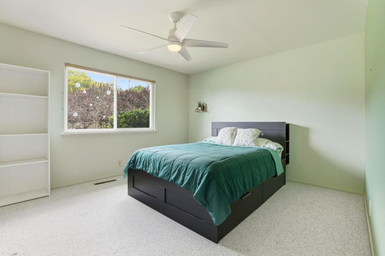 Detail Gallery Image 26 of 57 For 27412 Vista Del Toro Pl, Salinas,  CA 93908 - 4 Beds | 3 Baths