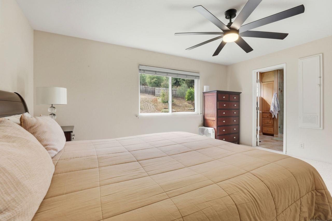 Detail Gallery Image 31 of 57 For 27412 Vista Del Toro Pl, Salinas,  CA 93908 - 4 Beds | 3 Baths