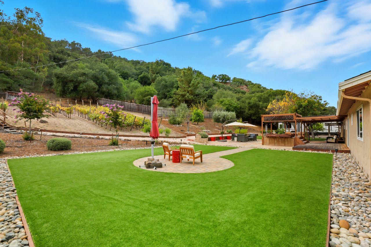 Detail Gallery Image 38 of 57 For 27412 Vista Del Toro Pl, Salinas,  CA 93908 - 4 Beds | 3 Baths