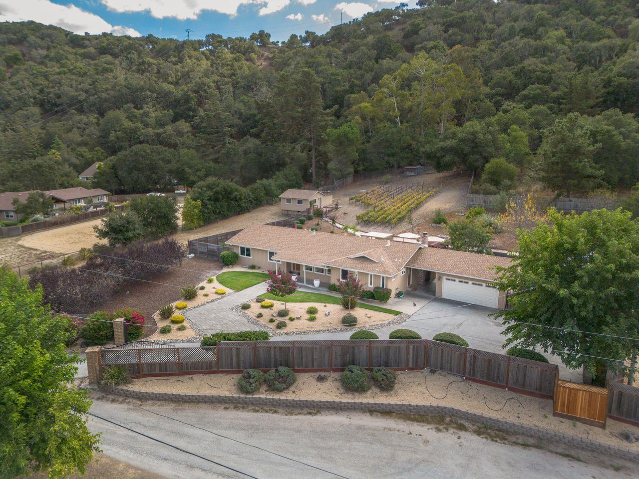 Detail Gallery Image 42 of 57 For 27412 Vista Del Toro Pl, Salinas,  CA 93908 - 4 Beds | 3 Baths