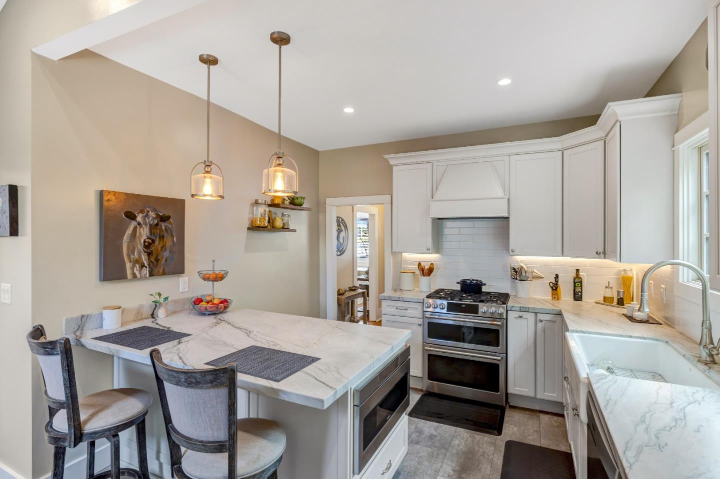 Detail Gallery Image 15 of 52 For 1271 Fourth Street, Monterey,  CA 93940 - 3 Beds | 1/1 Baths