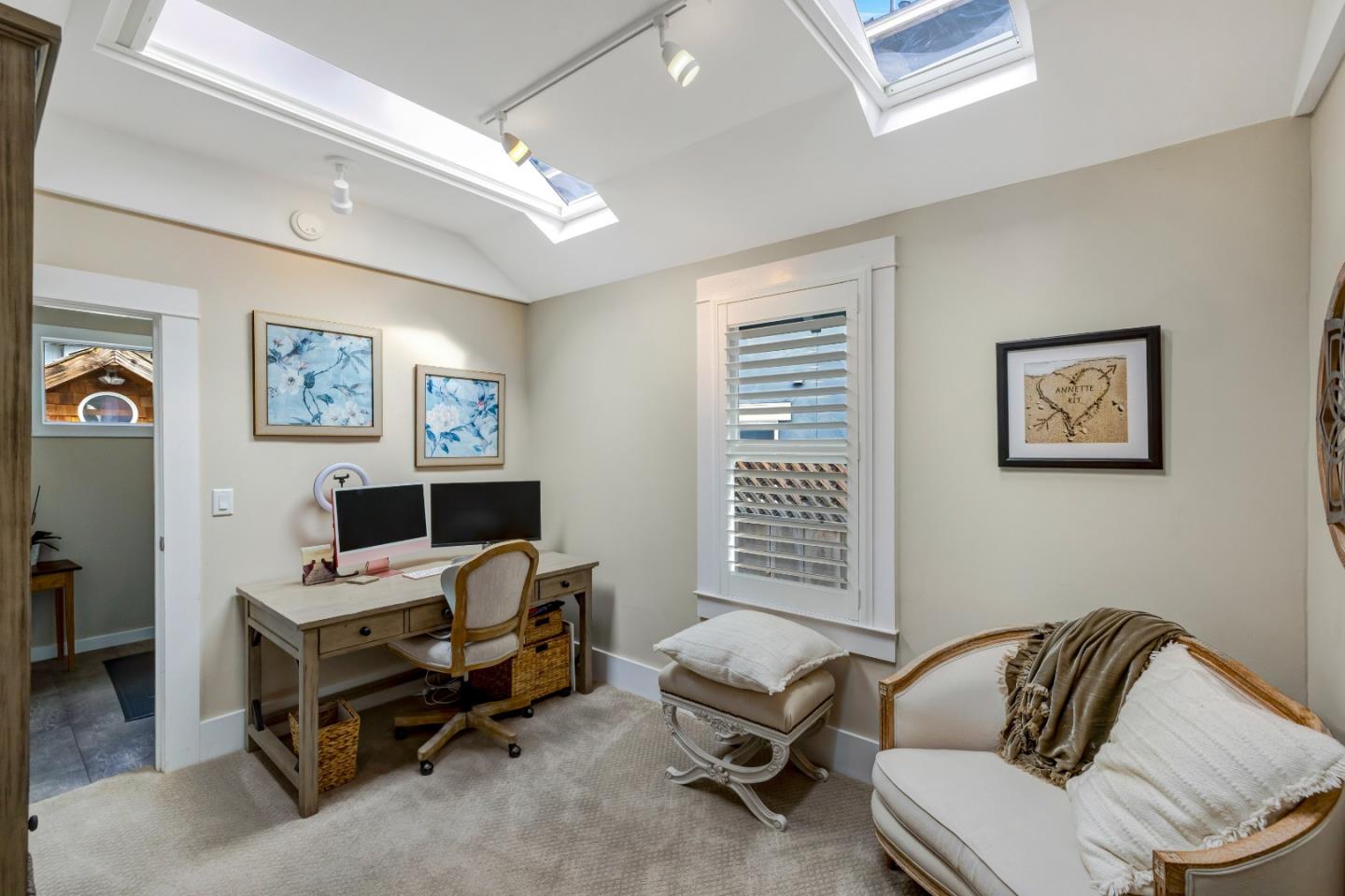 Detail Gallery Image 29 of 52 For 1271 Fourth Street, Monterey,  CA 93940 - 3 Beds | 1/1 Baths