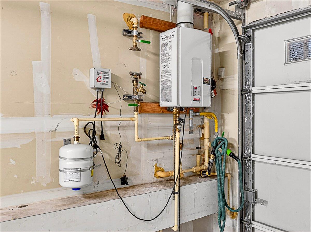 Detail Gallery Image 39 of 41 For 1889 Sable Pl, San Jose,  CA 95133 - 3 Beds | 3 Baths