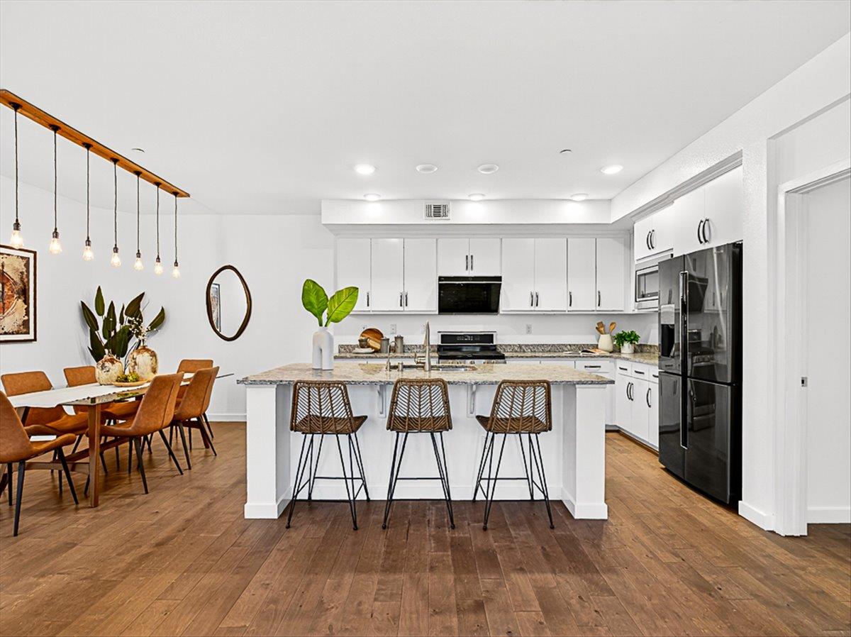 Detail Gallery Image 7 of 41 For 1889 Sable Pl, San Jose,  CA 95133 - 3 Beds | 3 Baths