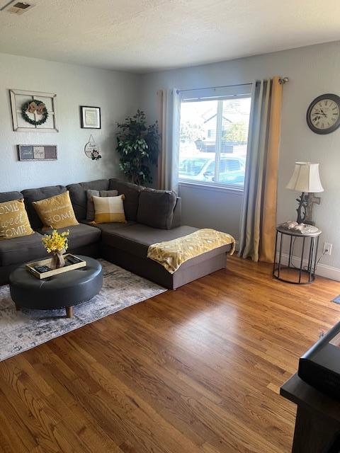 Detail Gallery Image 6 of 20 For 7521 Chestnut St, Gilroy,  CA 95020 - – Beds | – Baths