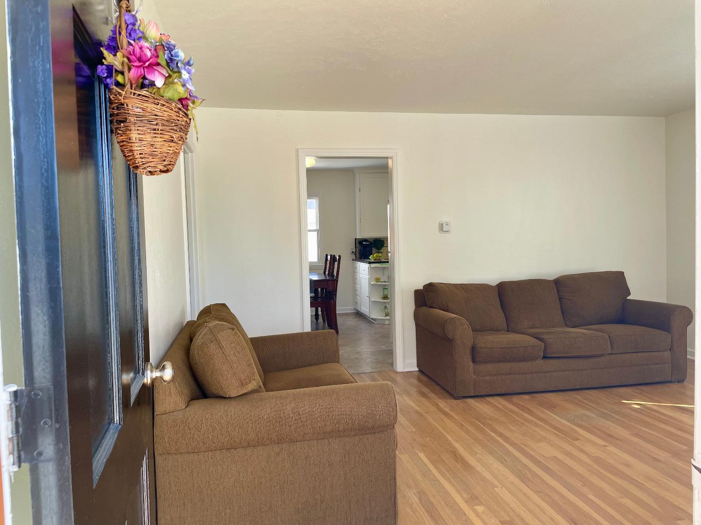 Detail Gallery Image 4 of 60 For 770 Tallent Ave, San Jose,  CA 95127 - 3 Beds | 2 Baths