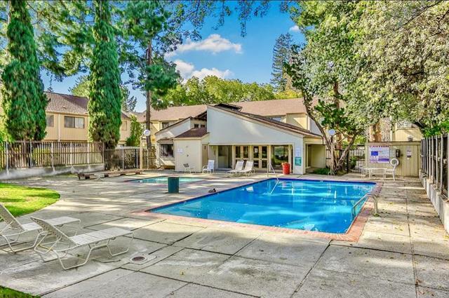 Detail Gallery Image 18 of 23 For 960 Kiely Blvd #F,  Santa Clara,  CA 95051 - 2 Beds | 1/1 Baths