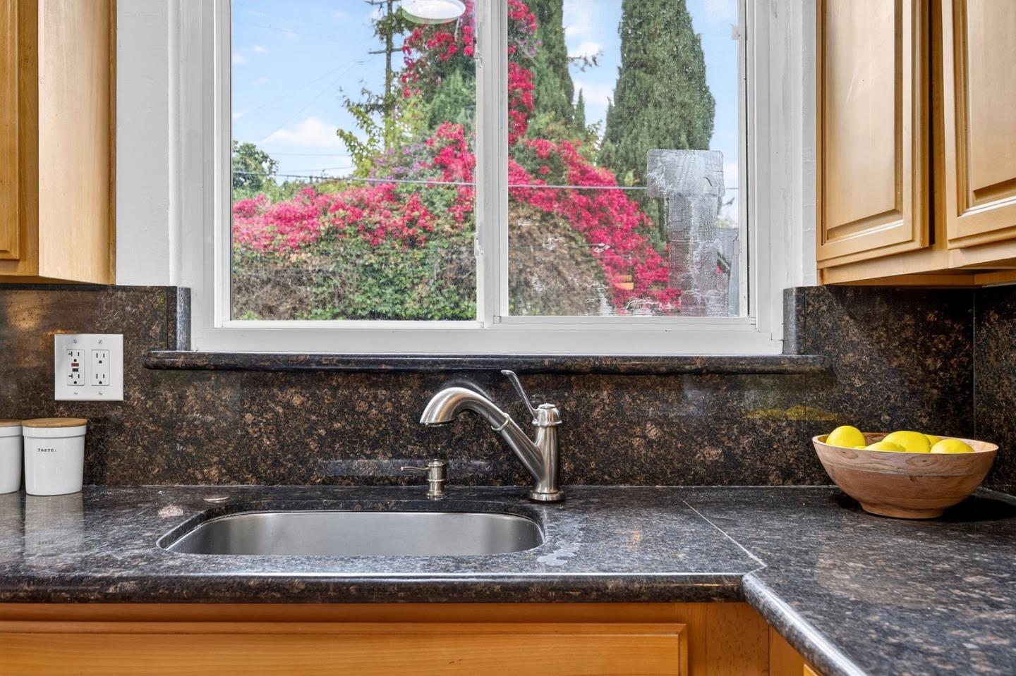 Detail Gallery Image 11 of 42 For 3549 Columbine Dr, San Jose,  CA 95127 - 3 Beds | 2 Baths