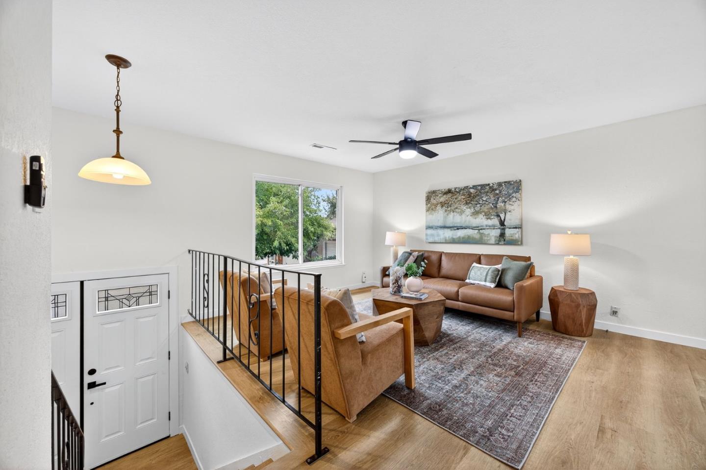 Detail Gallery Image 4 of 42 For 3549 Columbine Dr, San Jose,  CA 95127 - 3 Beds | 2 Baths