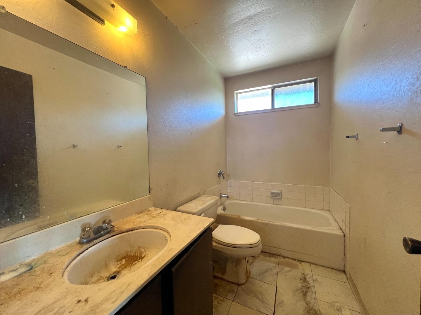 Detail Gallery Image 20 of 27 For 49100 Tomahawk Pl, Fremont,  CA 94539 - 4 Beds | 2/1 Baths