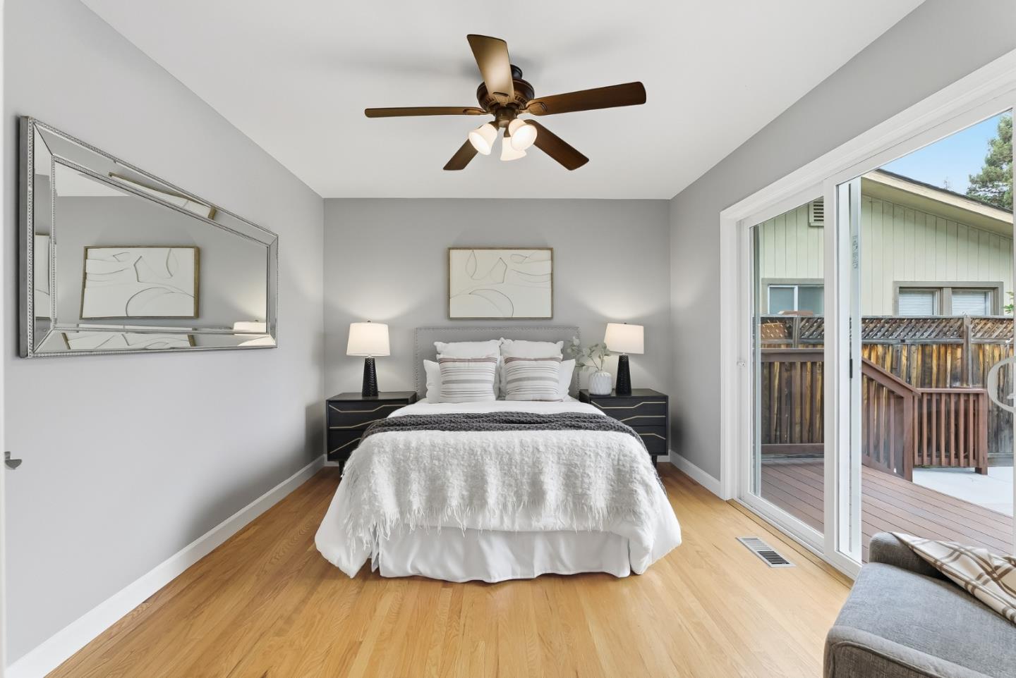 Detail Gallery Image 19 of 39 For 471 Santa Clara Ave, Redwood City,  CA 94061 - 4 Beds | 2 Baths